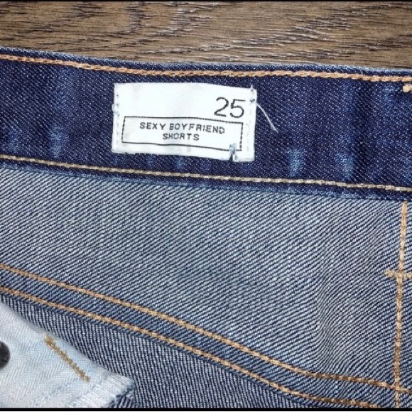 NWOT• GAP Sexy Boyfriend Cut Shorts • Jean Shorts • Factory Distressed - Picture 8 of 16